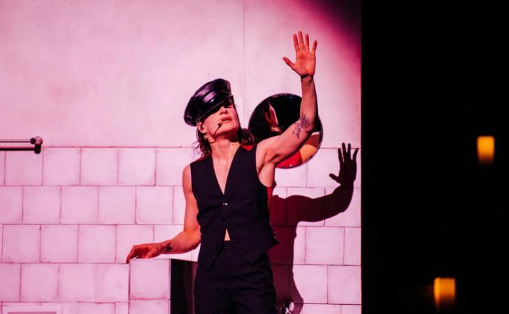 Redcar au Royal Festival Hall à Londres, le 22 novembre 2022.